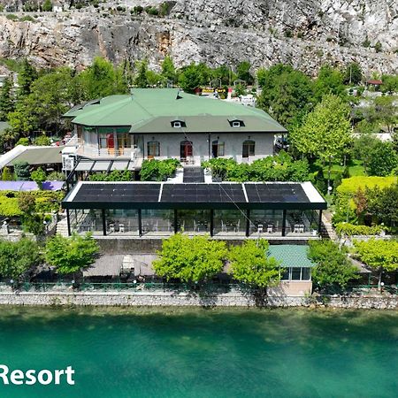 Buna Park Hotel Shkoder Bagian luar foto